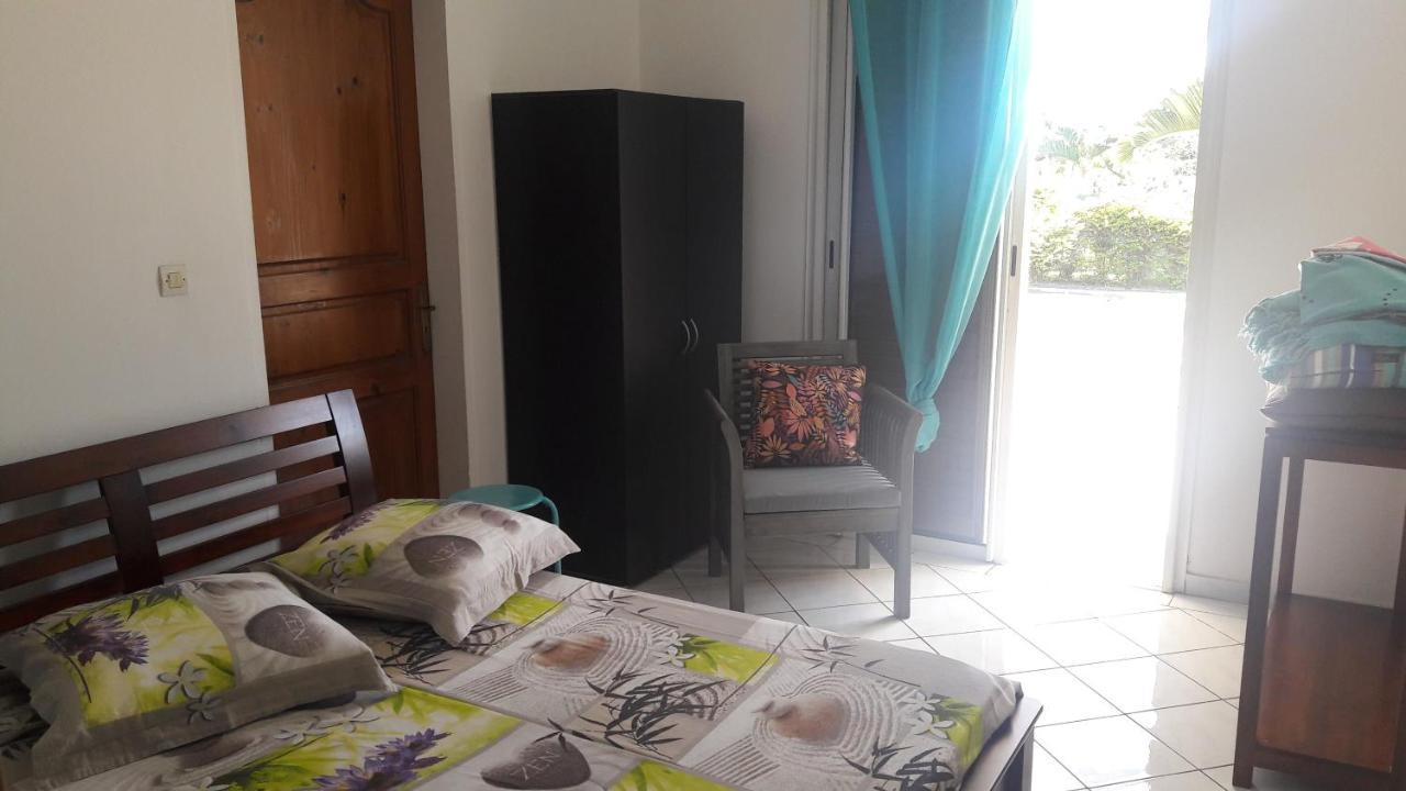 Lakazadom974 - Chambres D'Hotes Saint-Gilles-les Hauts Bagian luar foto