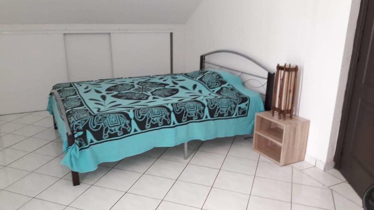 Lakazadom974 - Chambres D'Hotes Saint-Gilles-les Hauts Bagian luar foto